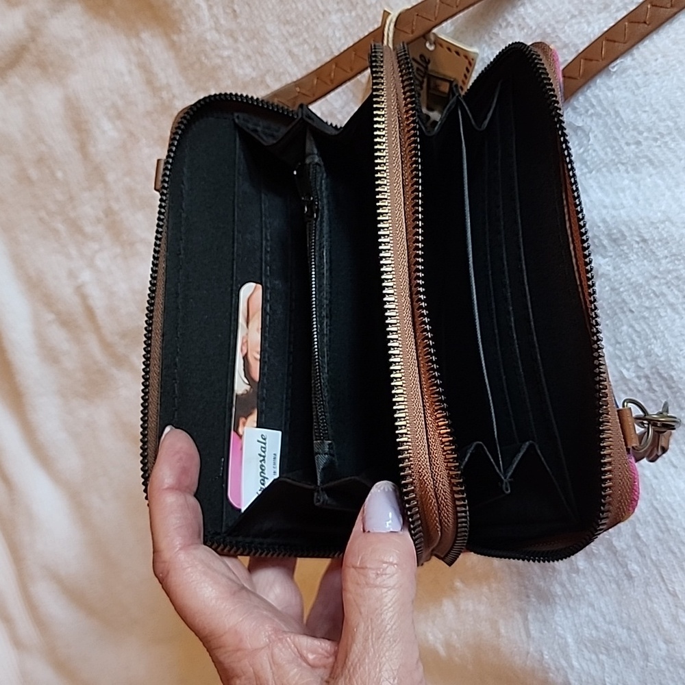 Aeropostale crossbody wallet - Picture 8 of 8